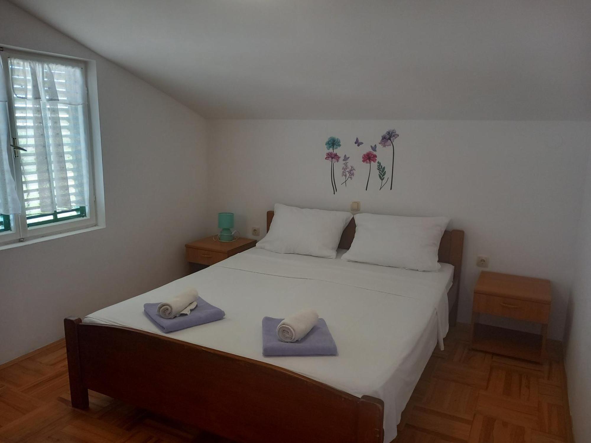 Apartments Mira Лопар Экстерьер фото